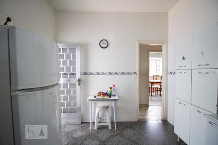 Casa de condomínio à venda com 254m², 3 quartos e 2 vagasCozinha
