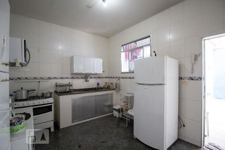 Casa de condomínio à venda com 254m², 3 quartos e 2 vagasCozinha