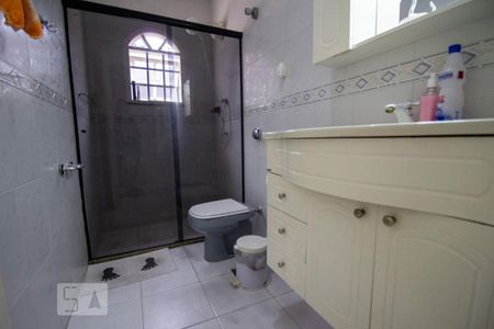 Casa de condomínio à venda com 254m², 3 quartos e 2 vagasBanheiro Social