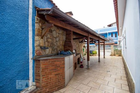 Casa de condomínio à venda com 254m², 3 quartos e 2 vagasChurrasqueira