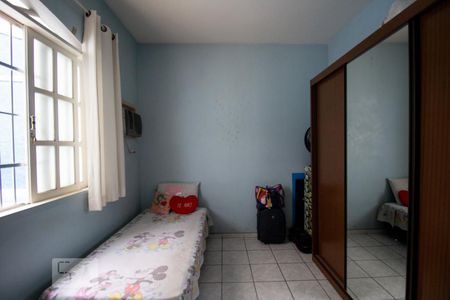 Casa de condomínio à venda com 254m², 3 quartos e 2 vagasQuarto 3