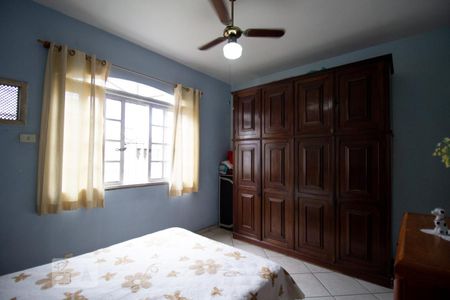 Casa de condomínio à venda com 254m², 3 quartos e 2 vagasQuarto 1