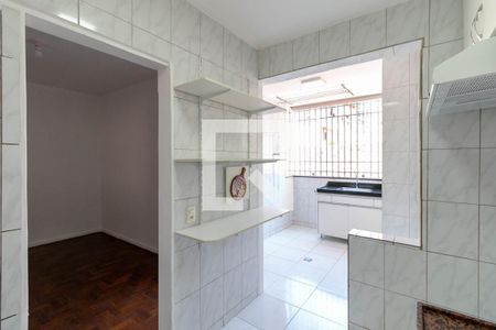 Apartamento para alugar com 105m², 3 quartos e 1 vaga Apartamento para alugar com 105m², 3 quartos e 1 vagaCozinha e Área de Serviço