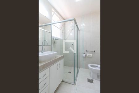 Apartamento para alugar com 105m², 3 quartos e 1 vaga Apartamento para alugar com 105m², 3 quartos e 1 vagaBanheiro da Suíte