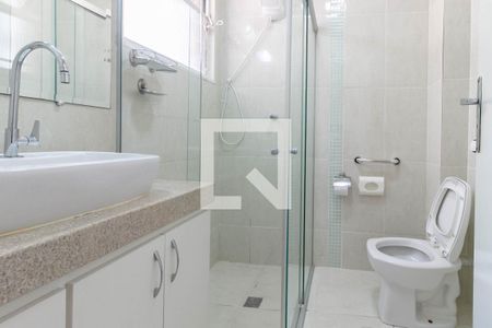 Apartamento para alugar com 105m², 3 quartos e 1 vaga Apartamento para alugar com 105m², 3 quartos e 1 vagaBanheiro da Suíte