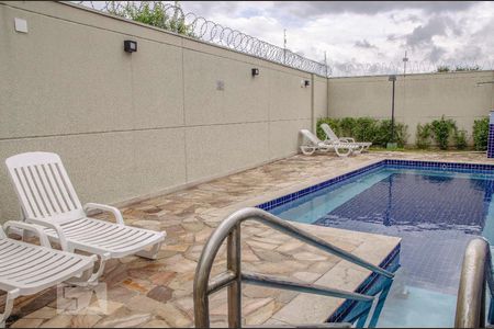 Apartamento à venda com 55m², 2 quartos e 1 vaga Apartamento à venda com 55m², 2 quartos e 1 vagaPiscina