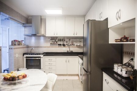 Apartamento à venda com 175m², 3 quartos e 2 vagasCozinha