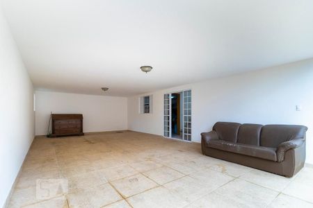 Casa para alugar com 250m², 7 quartos e 7 vagasVagas de garagem