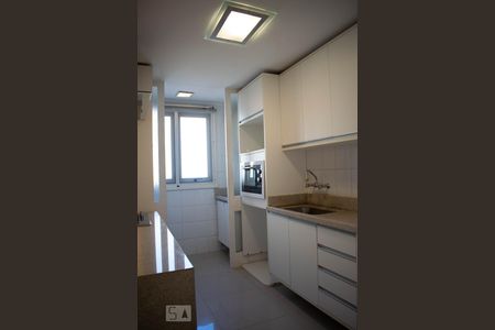 Apartamento para alugar com 77m², 3 quartos e 1 vagaCozinha