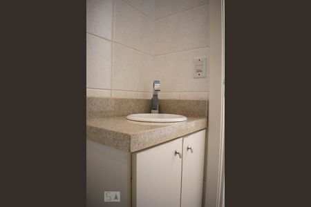 Apartamento para alugar com 77m², 3 quartos e 1 vagaBanheiro Suíte