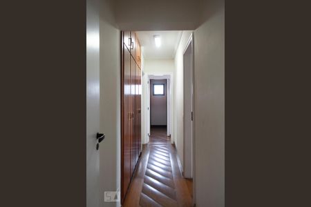 Apartamento para alugar com 145m², 3 quartos e 3 vagas Apartamento para alugar com 145m², 3 quartos e 3 vagasCORREDOR