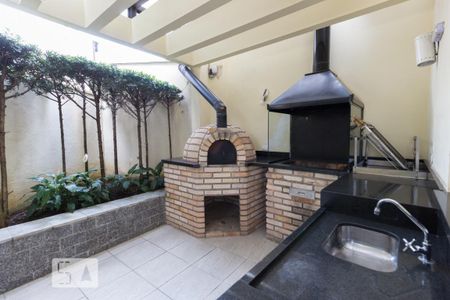 Apartamento para alugar com 145m², 3 quartos e 3 vagas Apartamento para alugar com 145m², 3 quartos e 3 vagasCHURRASQUEIRA