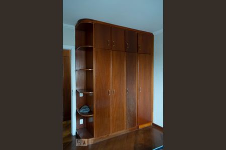 Apartamento para alugar com 145m², 3 quartos e 3 vagas Apartamento para alugar com 145m², 3 quartos e 3 vagasQUARTO 1