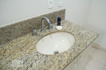 Apartamento para alugar com 145m², 3 quartos e 3 vagas Apartamento para alugar com 145m², 3 quartos e 3 vagasBANHEIRO QUARTO 1