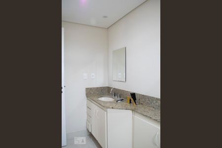 Apartamento para alugar com 145m², 3 quartos e 3 vagas Apartamento para alugar com 145m², 3 quartos e 3 vagasBANHEIRO QUARTO 3