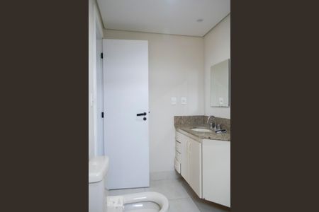 Apartamento para alugar com 145m², 3 quartos e 3 vagas Apartamento para alugar com 145m², 3 quartos e 3 vagasBANHEIRO QUARTO 3