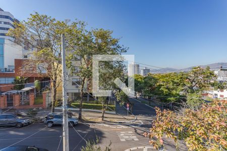 Quarto 2 de apartamento para alugar com 2 quartos, 75m² em Petrópolis, Porto Alegre