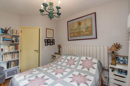 Apartamento para alugar com 170m², 3 quartos e 3 vagas Apartamento para alugar com 170m², 3 quartos e 3 vagasSuite 1