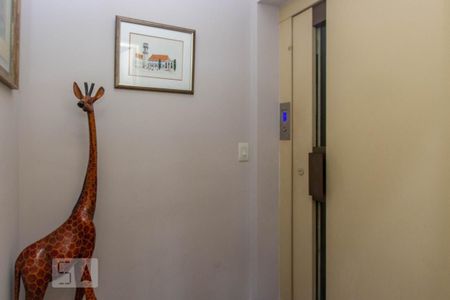 Apartamento para alugar com 170m², 3 quartos e 3 vagas Apartamento para alugar com 170m², 3 quartos e 3 vagasHall de Entrada