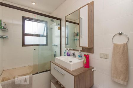 Apartamento para alugar com 170m², 3 quartos e 3 vagas Apartamento para alugar com 170m², 3 quartos e 3 vagasBanheiro 1