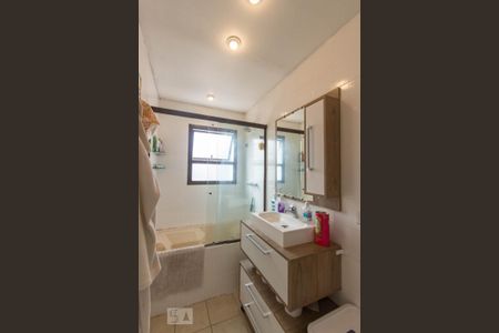 Apartamento para alugar com 170m², 3 quartos e 3 vagas Apartamento para alugar com 170m², 3 quartos e 3 vagasBanheiro 1