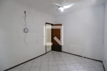 Casa à venda com 200m², 3 quartos e 2 vagasSuíte 1