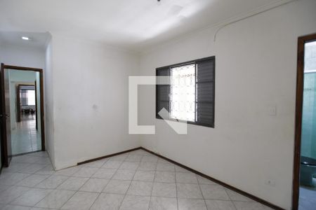 Casa à venda com 200m², 3 quartos e 2 vagasSuíte 2