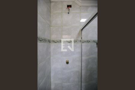 Casa à venda com 200m², 3 quartos e 2 vagasBanheiro da Suíte 2