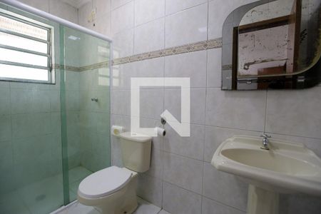 Casa à venda com 200m², 3 quartos e 2 vagasBanheiro da Suíte 1