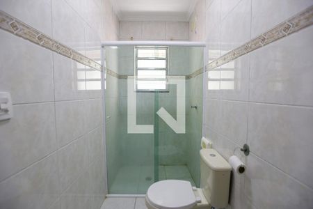 Casa à venda com 200m², 3 quartos e 2 vagasBanheiro da Suíte 1