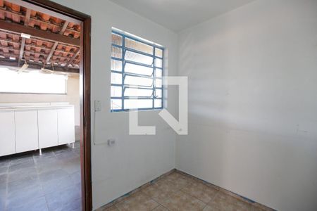 Casa à venda com 200m², 3 quartos e 2 vagasQuarto de Serviço