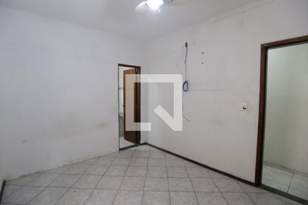 Casa à venda com 200m², 3 quartos e 2 vagasSuíte 1