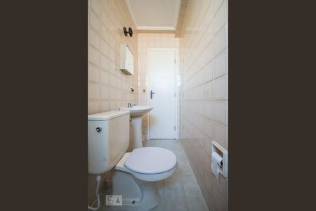Banheiro de apartamento à venda com 1 quarto, 33m² em Botafogo, Campinas