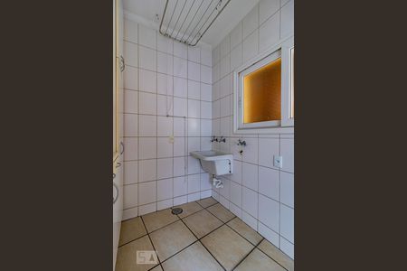 Casa à venda com 285m², 3 quartos e 5 vagasÁrea de Serviço