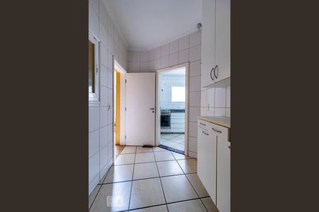 Casa à venda com 285m², 3 quartos e 5 vagasÁrea de Serviço