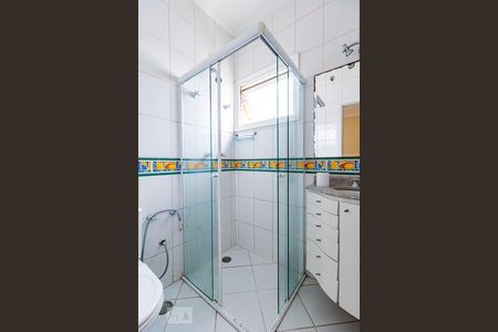 Casa à venda com 285m², 3 quartos e 5 vagasBanheiro da Suíte 2