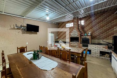 Casa à venda com 220m², 3 quartos e 2 vagasÁrea Gourmet