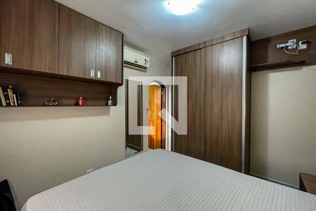 Casa à venda com 220m², 3 quartos e 2 vagasQuarto 3