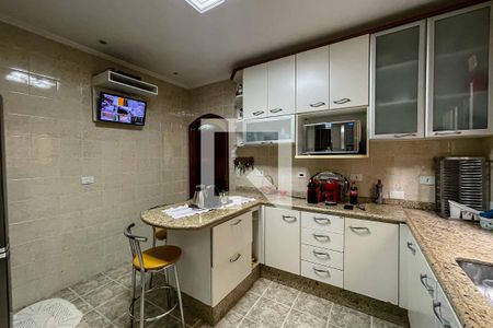 Casa à venda com 220m², 3 quartos e 2 vagasCozinha