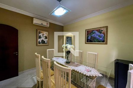 Casa à venda com 220m², 3 quartos e 2 vagasSala de Jantar