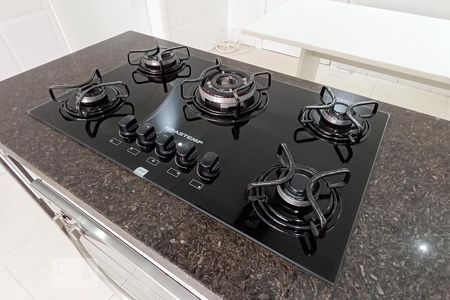 Casa de condomínio à venda com 340m², 4 quartos e 6 vagasDetalhe cozinha - Cooktop