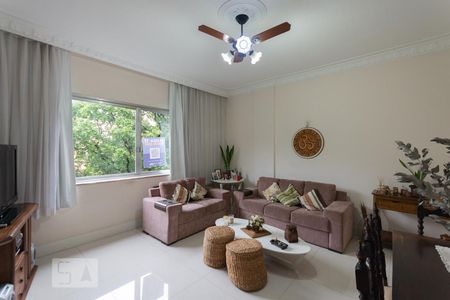 Sala de apartamento para alugar com 2 quartos, 90m² em Praça da Bandeira, Rio de Janeiro