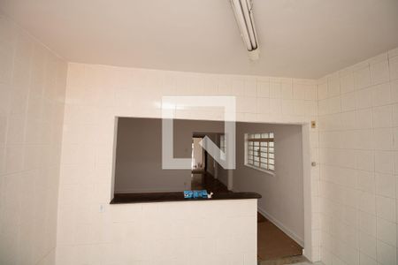 Casa à venda com 220m², 3 quartos e 1 vagaCozinha, balcão americano 