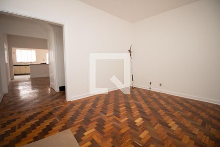 Sala de estar, vista sala de jantar  de casa à venda com 3 quartos, 220m² em Planalto Paulista, São Paulo