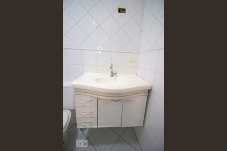 Casa de condomínio à venda com 700m², 4 quartos e 4 vagasBanheiro da Suíte 1