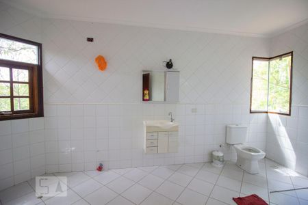 Casa de condomínio à venda com 700m², 4 quartos e 4 vagasBanheiro da Suíte 4