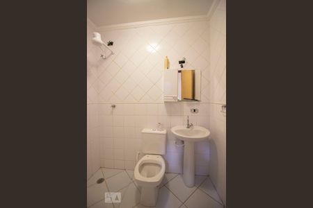 Casa de condomínio à venda com 700m², 4 quartos e 4 vagasBanheiro da Suíte 2
