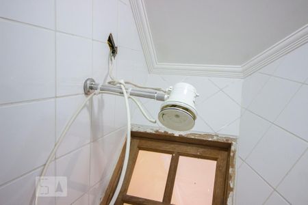 Casa de condomínio à venda com 700m², 4 quartos e 4 vagasChuveiro