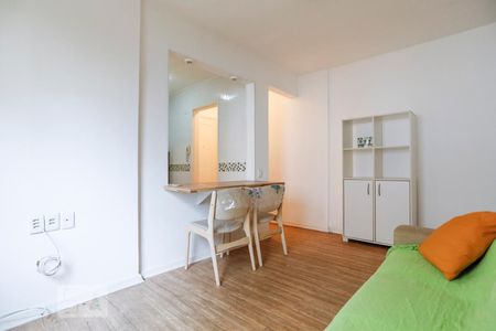 Sala de apartamento para alugar com 2 quartos, 48m² em Bela Vista, São Paulo