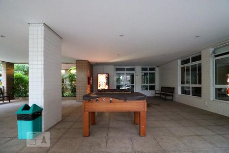 Apartamento à venda com 234m², 3 quartos e 3 vagasSalão de Jogos